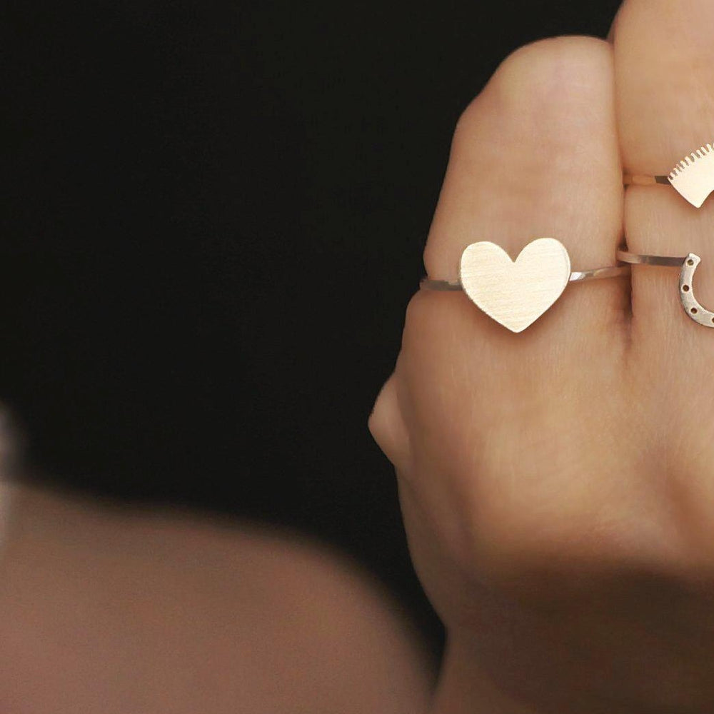Wide Heart Ring