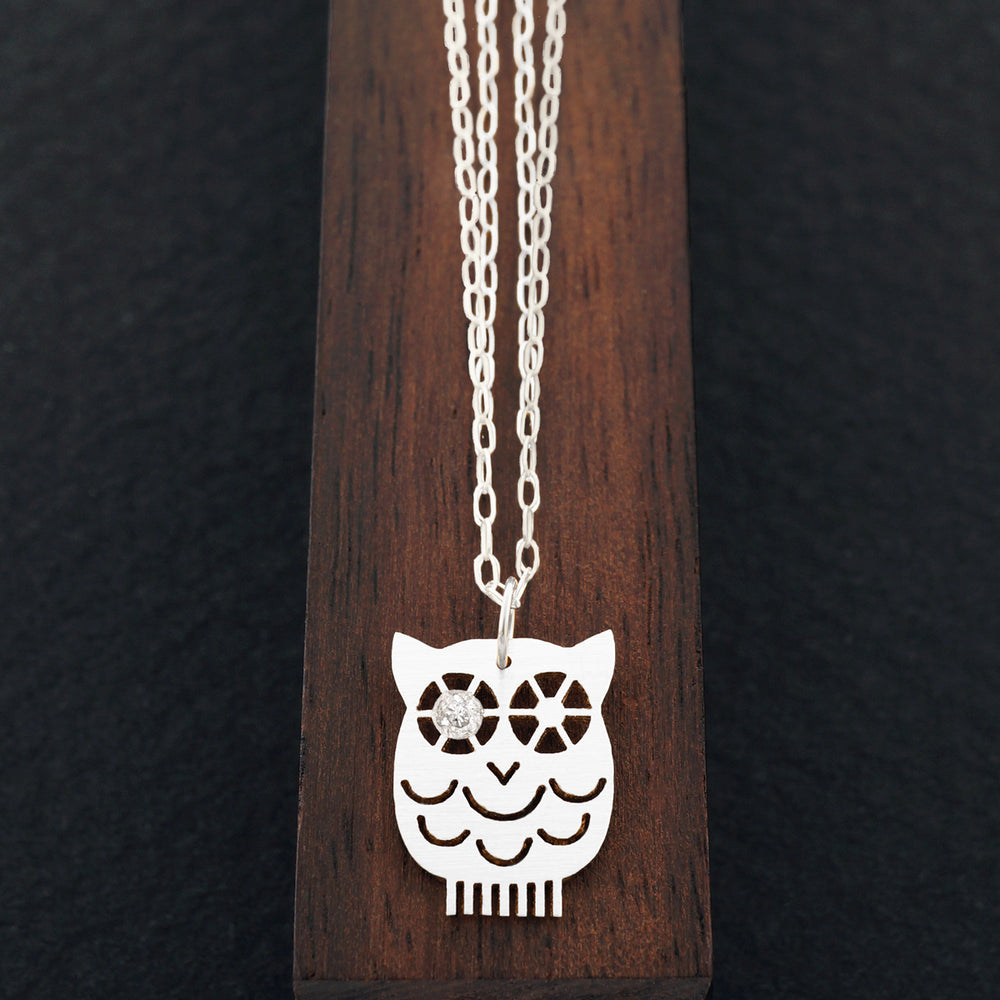 Mother Owl Necklace -Silver