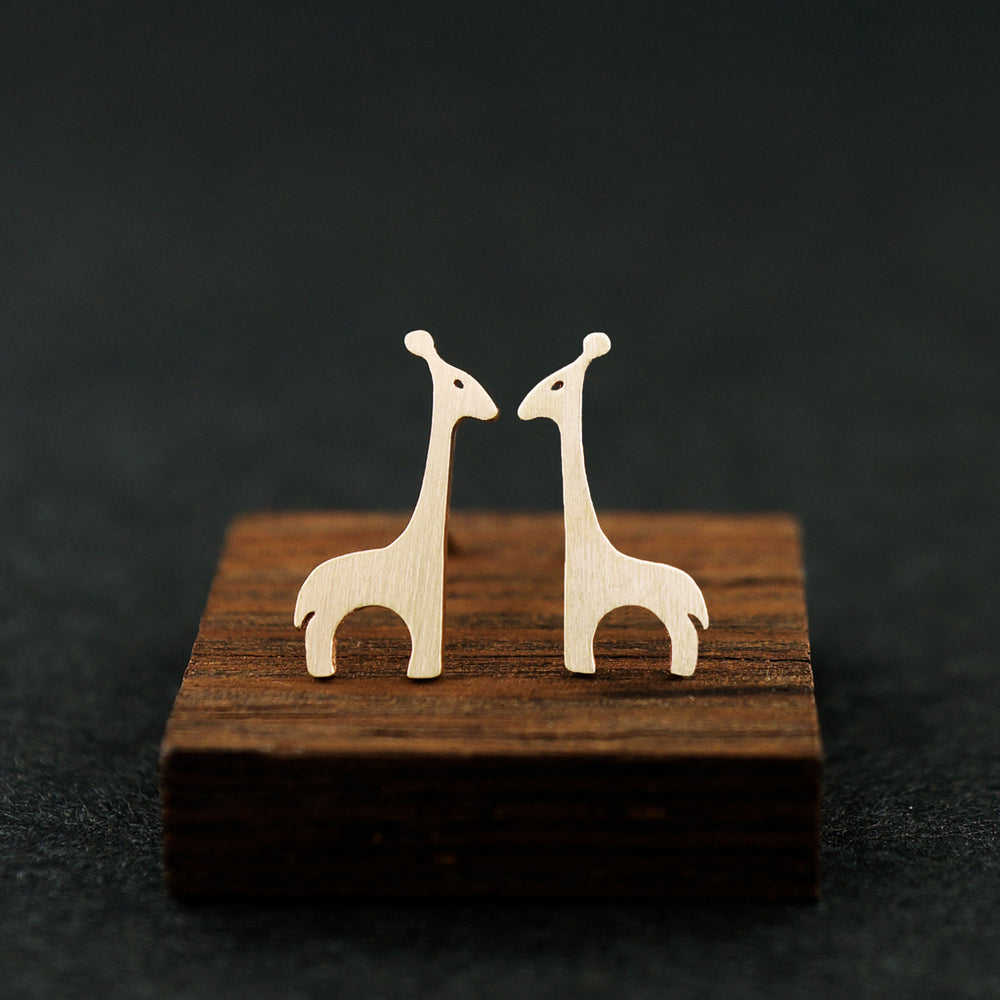 Giraffe Stud Earrings 14KY Gold | AF HOUSE